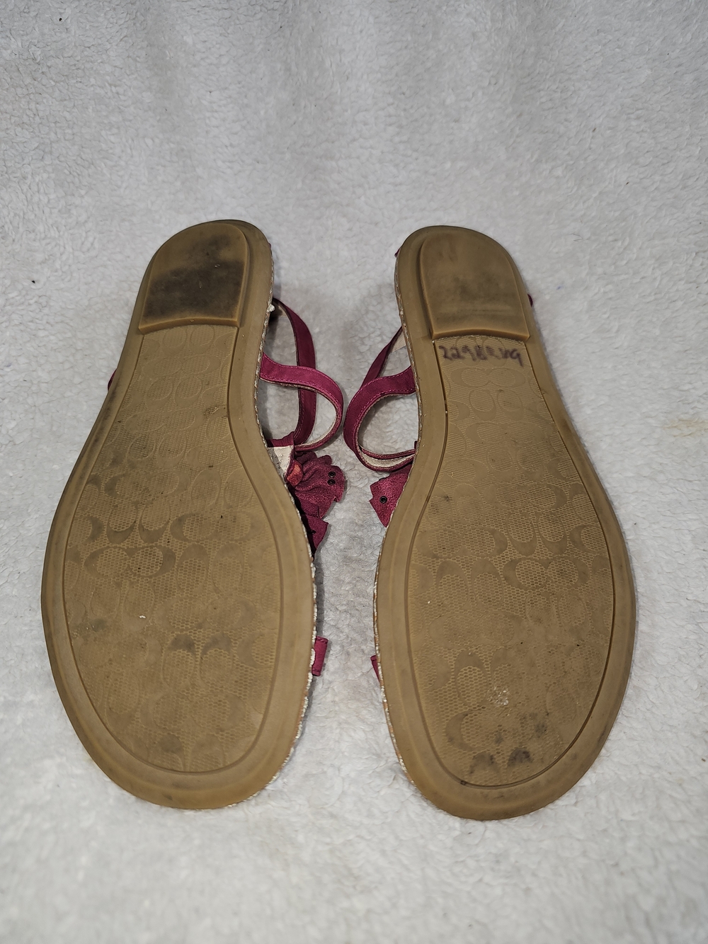 Coach Sandals Sz 6.5 B Women Rose Pink Red Flower Straps A8341 YGI G2S-21 - Picture 7 of 8